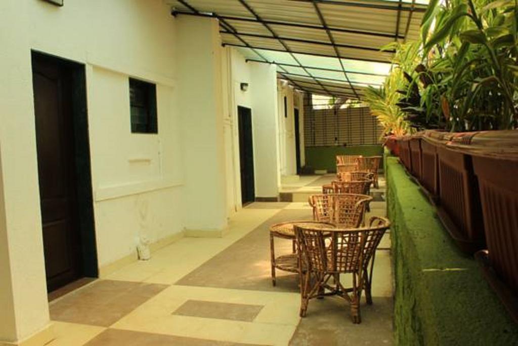 Urban Ville Hotel Pune Bagian luar foto